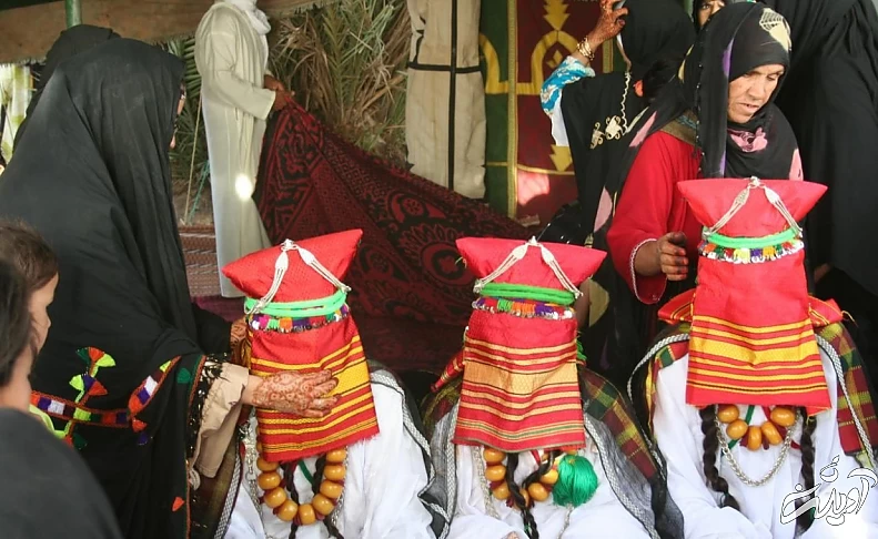 جشن طلاق سنتی در بیابان‌های مغرب/ تصاویر